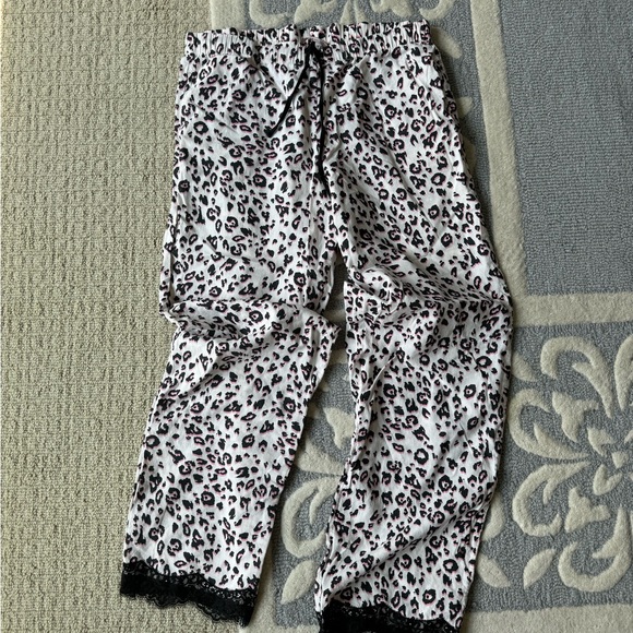 Victoria’s Secret pajama pants - Picture 1 of 1